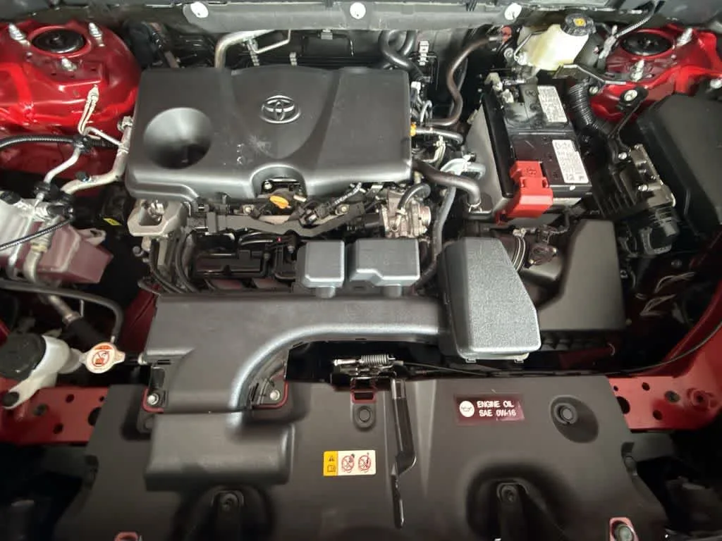 2024 Toyota RAV4 XLE photo 12