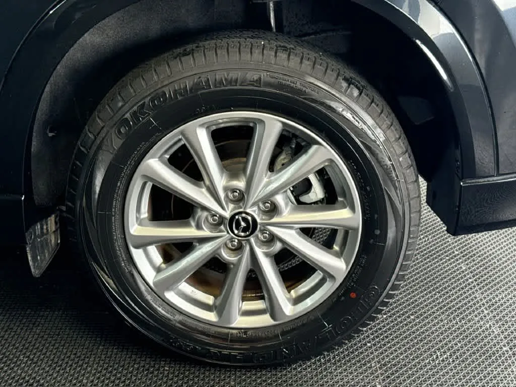 2024 Mazda CX-5 2.5 S Preferred Package photo 11