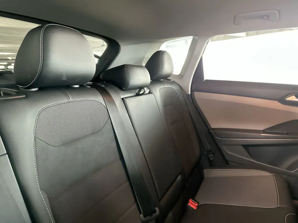 2023 Volkswagen Taos SE photo 26