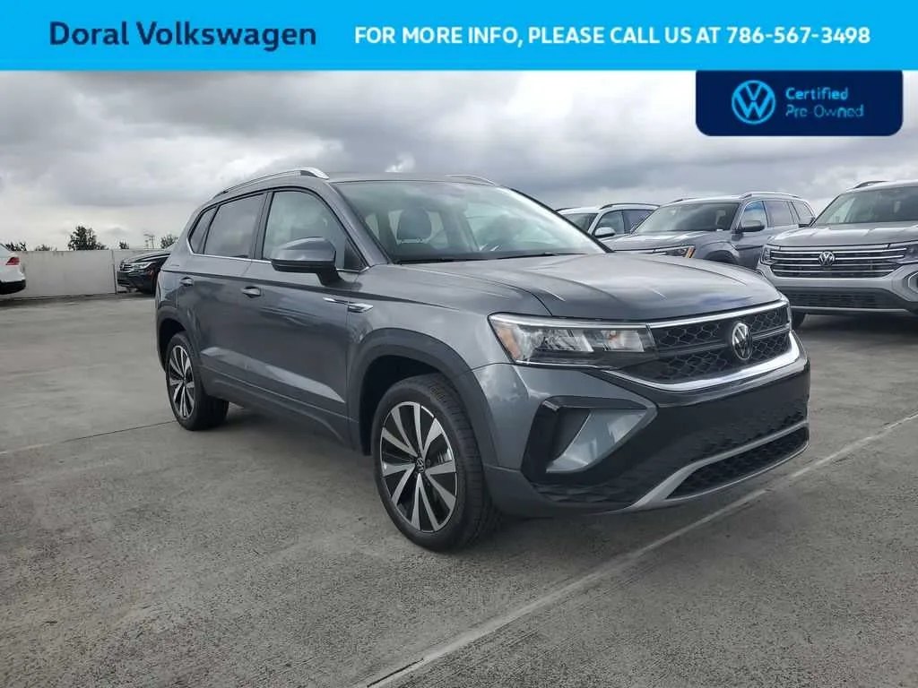 2024 Volkswagen Taos SE photo 11