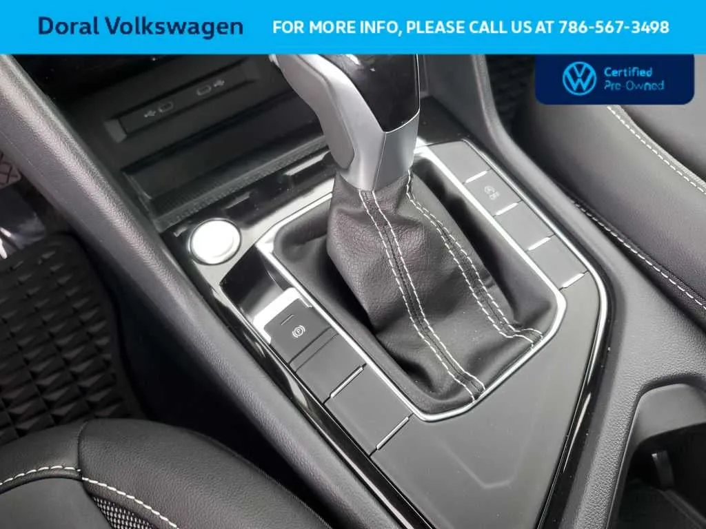 2024 Volkswagen Taos SE photo 25
