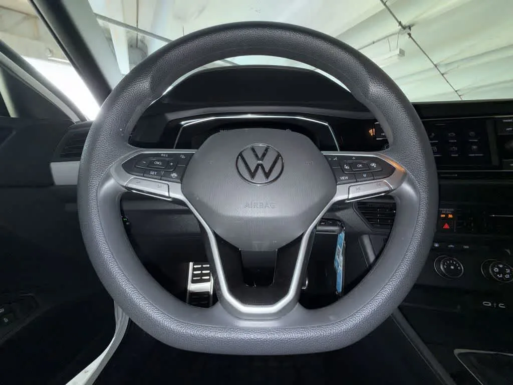 2023 Volkswagen Jetta Sport photo 15