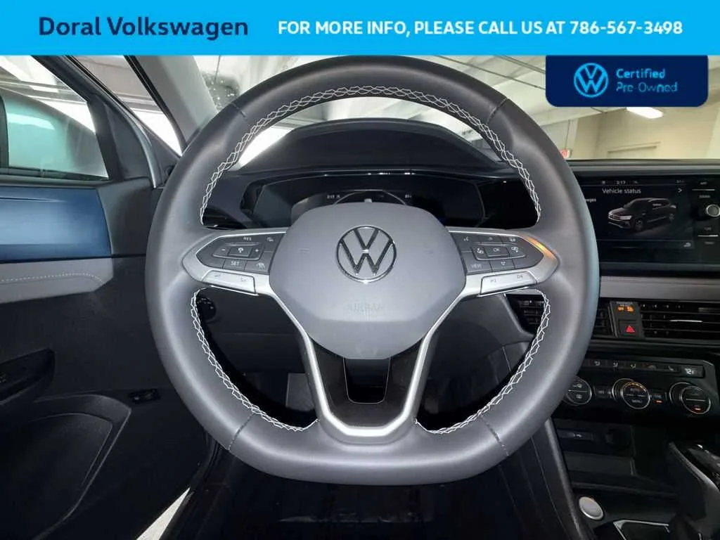 2024 Volkswagen Taos SE photo 15