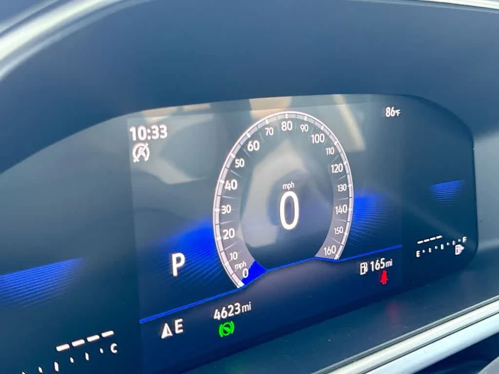 2026 Volkswagen Taos SE photo 16