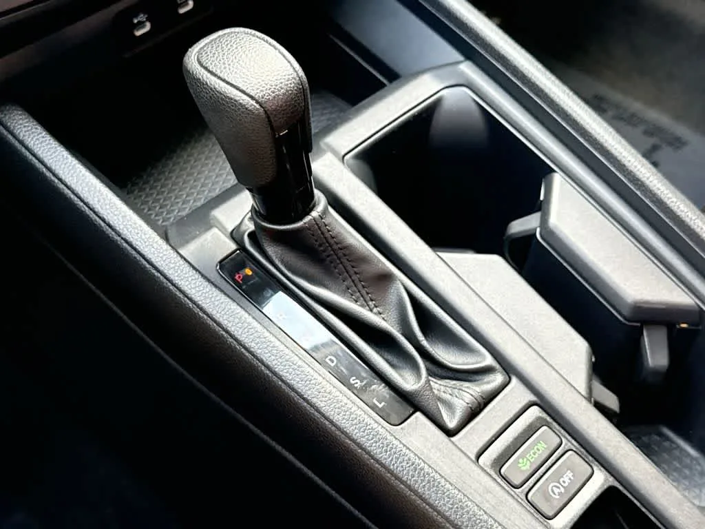 2023 Honda Accord LX photo 20