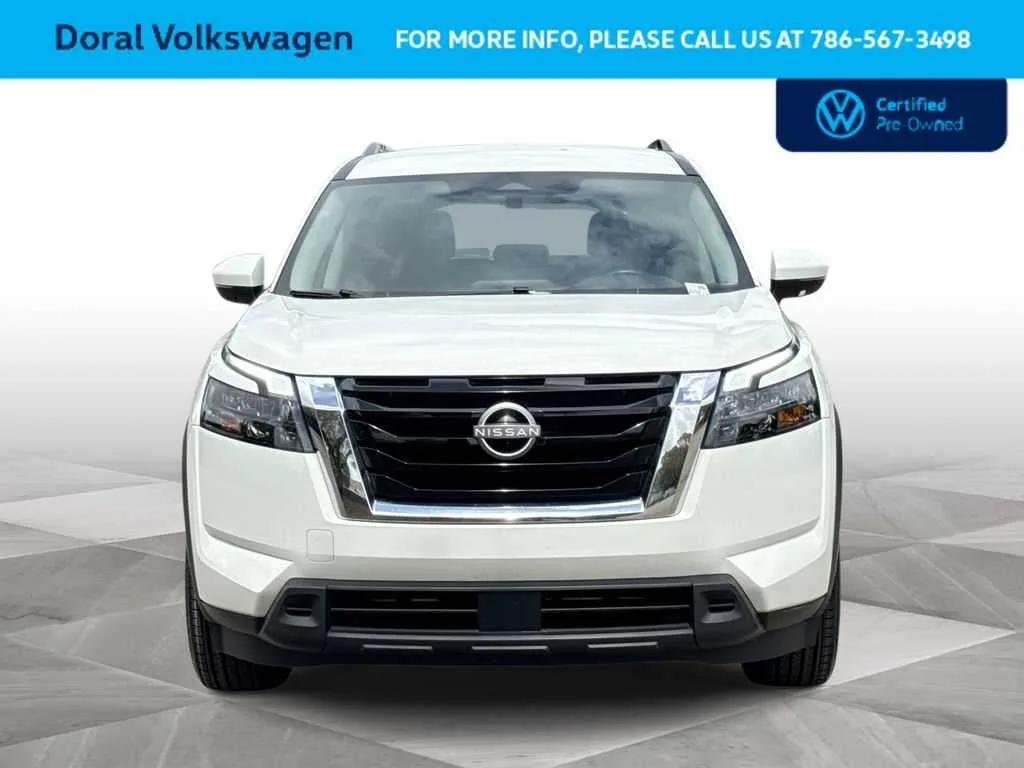 2025 Nissan Pathfinder SV photo 3