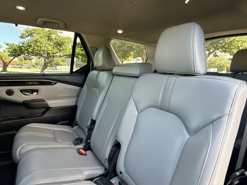 2024 Honda Pilot EX-L 8 Passenger photo 22