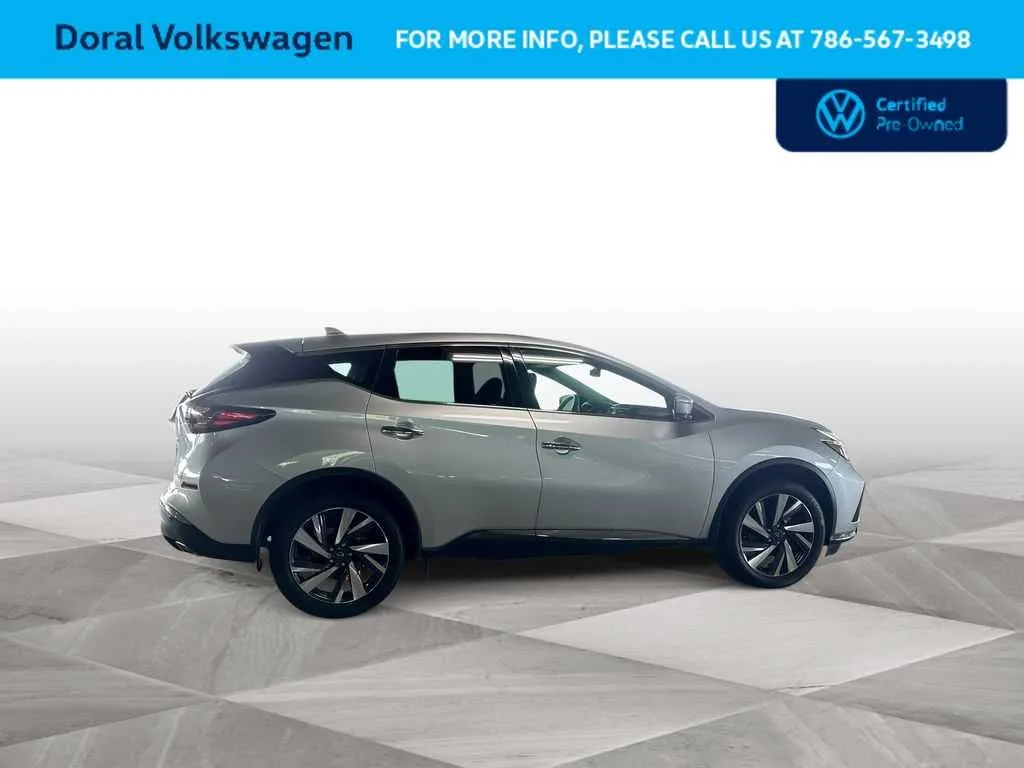 2023 Nissan Murano SL photo 9