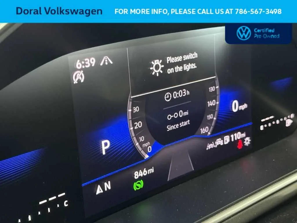 2025 Volkswagen Taos SE Black photo 16