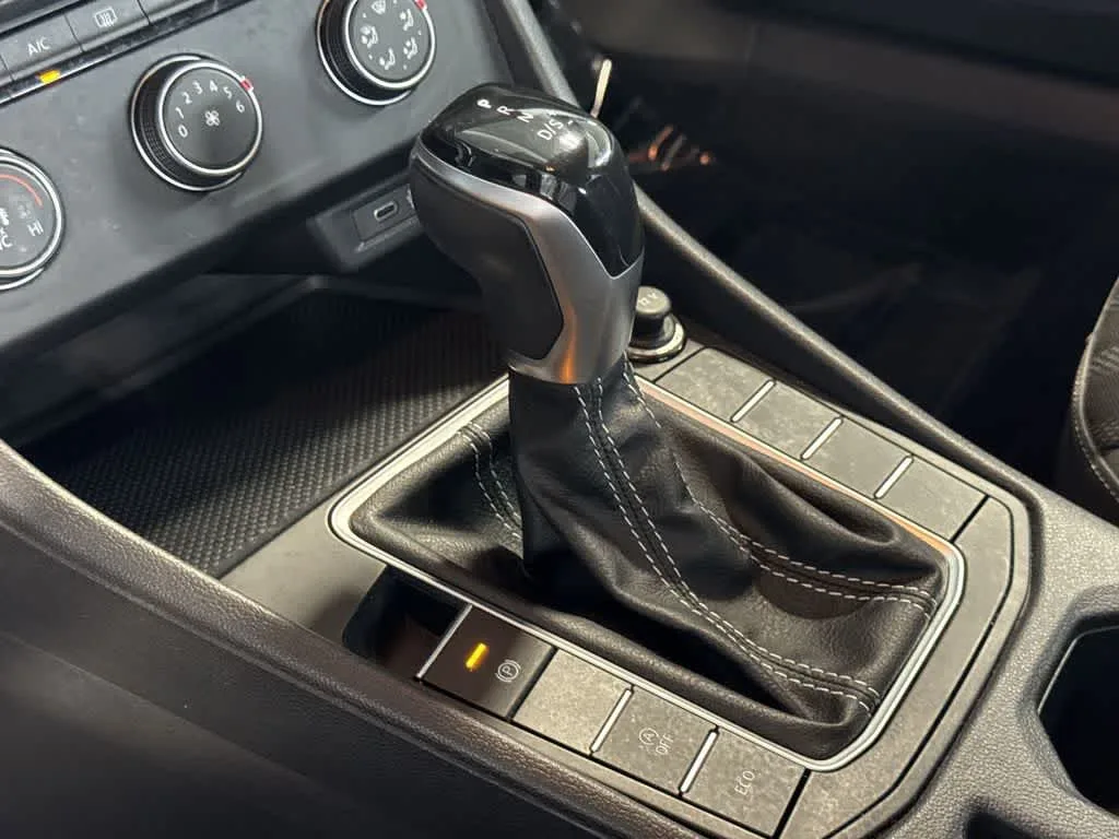2022 Volkswagen Jetta Sport photo 20