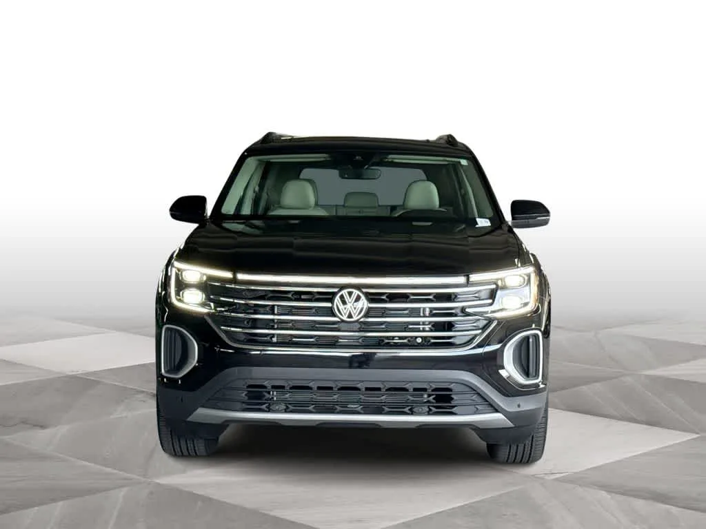 2026 Volkswagen Atlas 2.0T SE w/Technology photo 3
