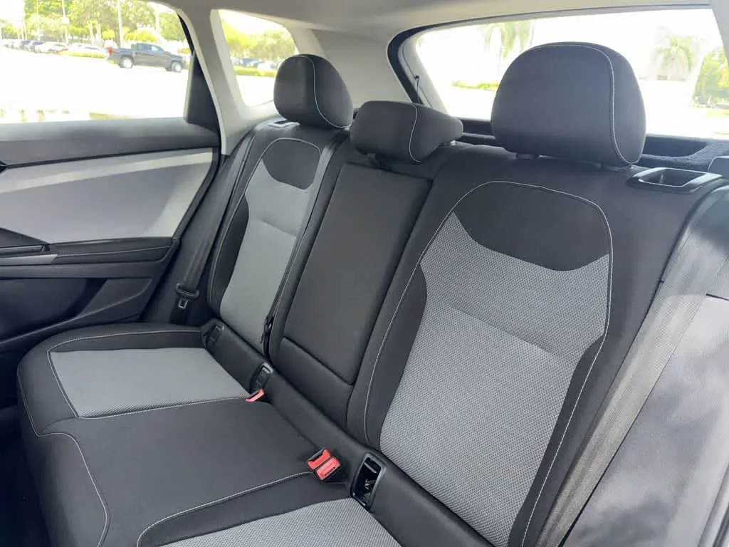 2024 Volkswagen Taos S photo 22
