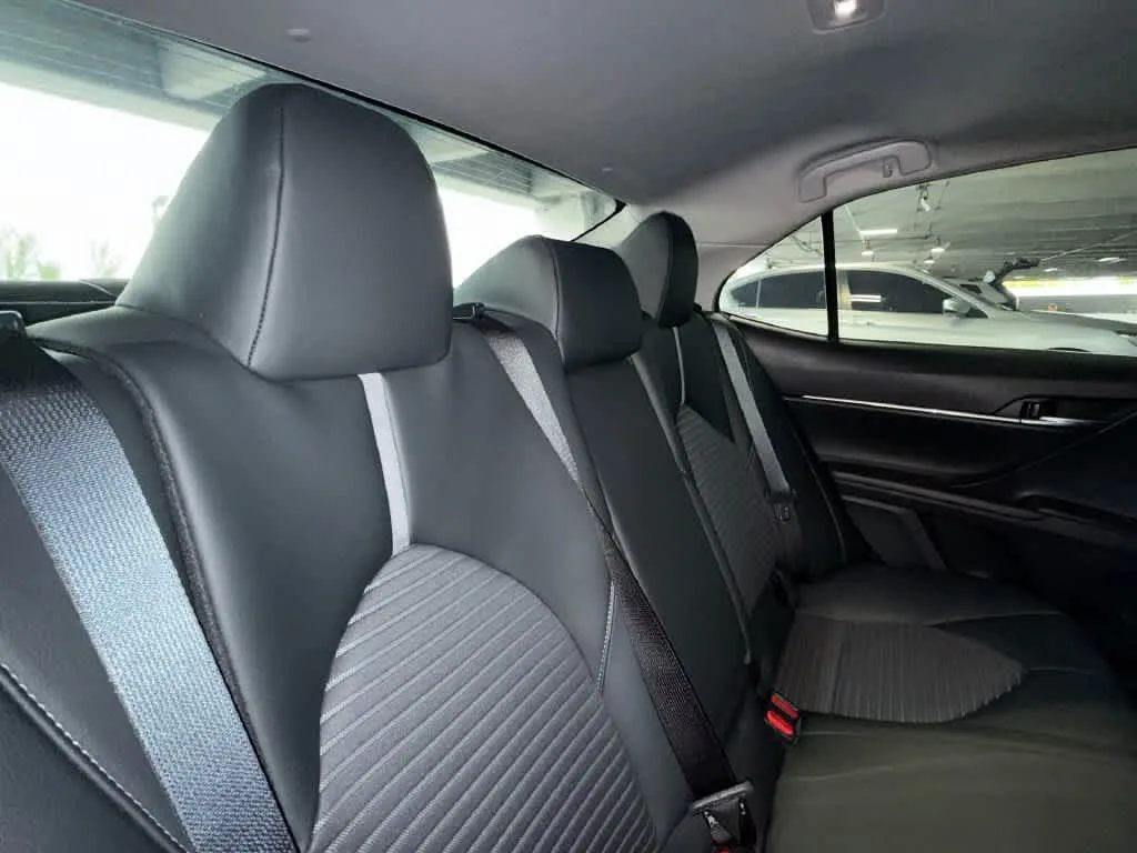 2024 Toyota Camry SE photo 26