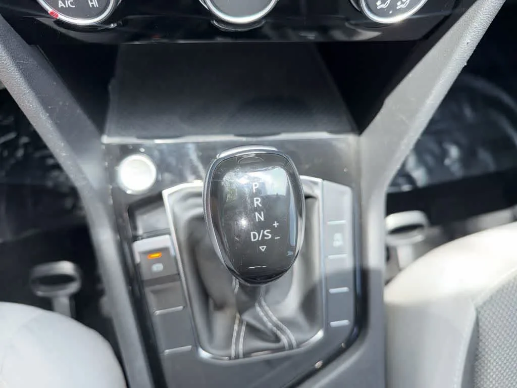 2024 Volkswagen Taos S photo 21