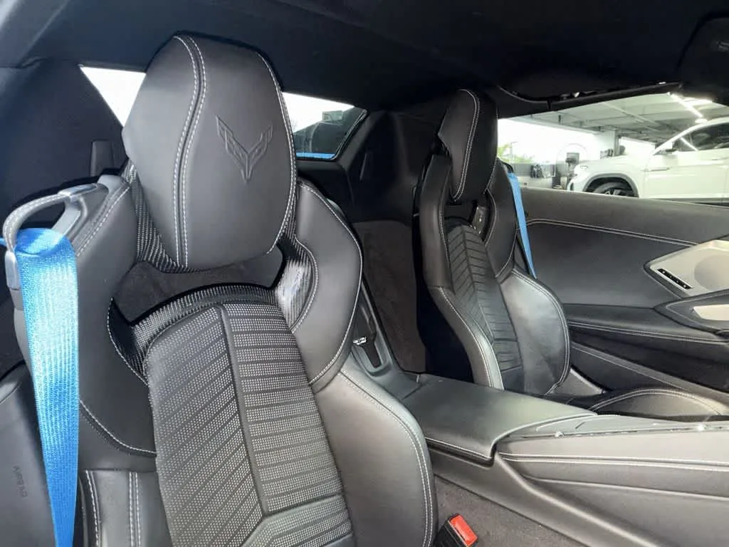 2023 Chevrolet Corvette 2LT photo 26