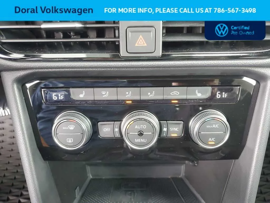 2024 Volkswagen Taos SE photo 24