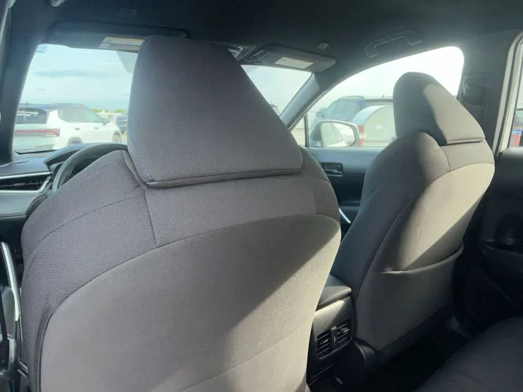 2024 Toyota Corolla Cross Hybrid SE photo 23