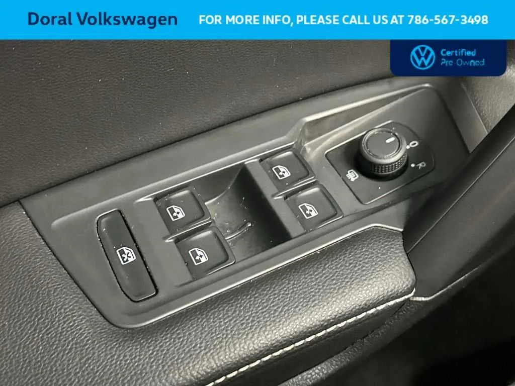 2023 Volkswagen Tiguan S photo 17
