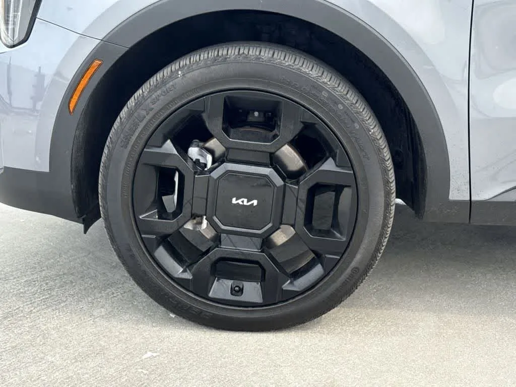 2024 Kia Sorento X-Line EX photo 11