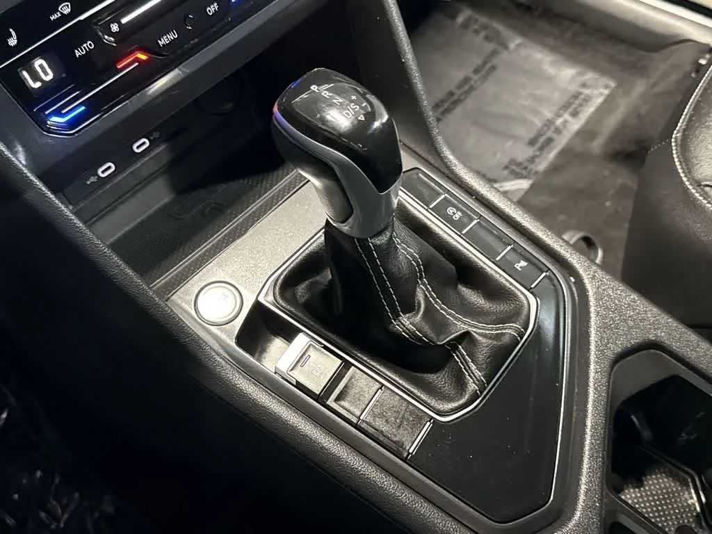 2023 Volkswagen Tiguan SE R-Line Black photo 20