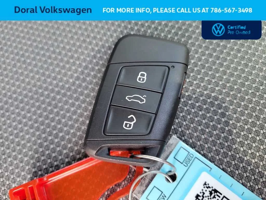 2024 Volkswagen Taos S photo 32