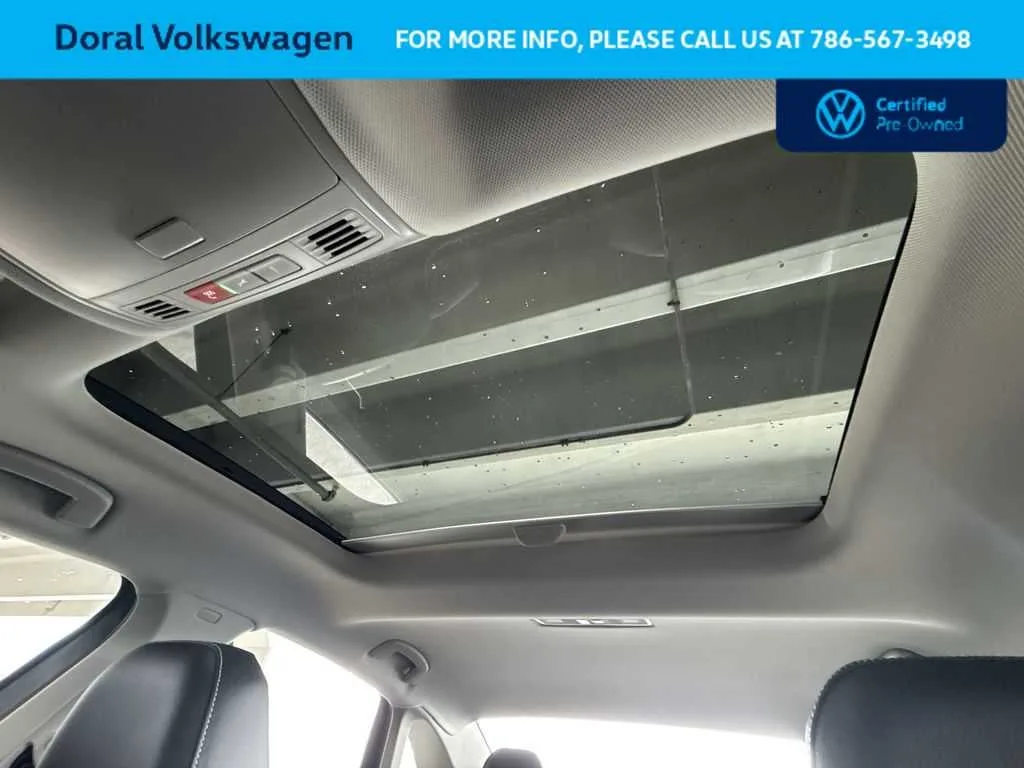 2025 Volkswagen Jetta SE photo 17
