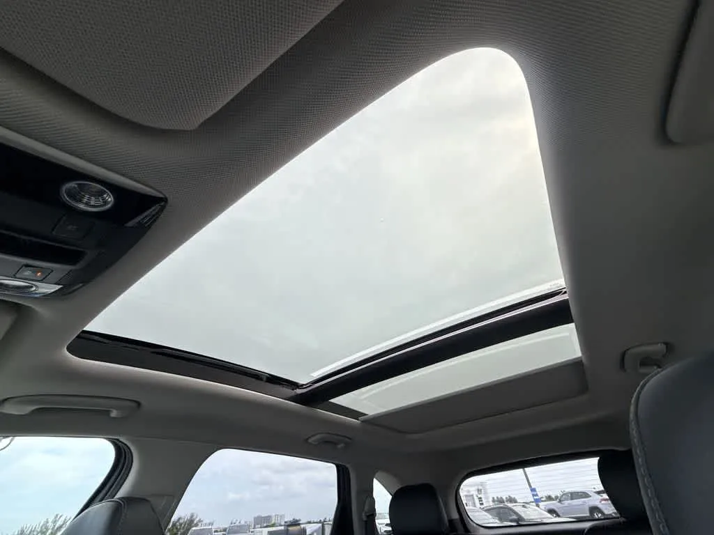 2024 Kia Sorento X-Line EX photo 17