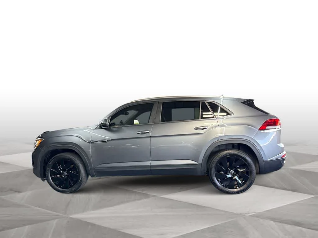 2024 Volkswagen Atlas Cross Sport 2.0T SE w/Technology photo 5