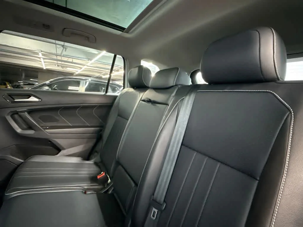 2024 Volkswagen Tiguan SE photo 22