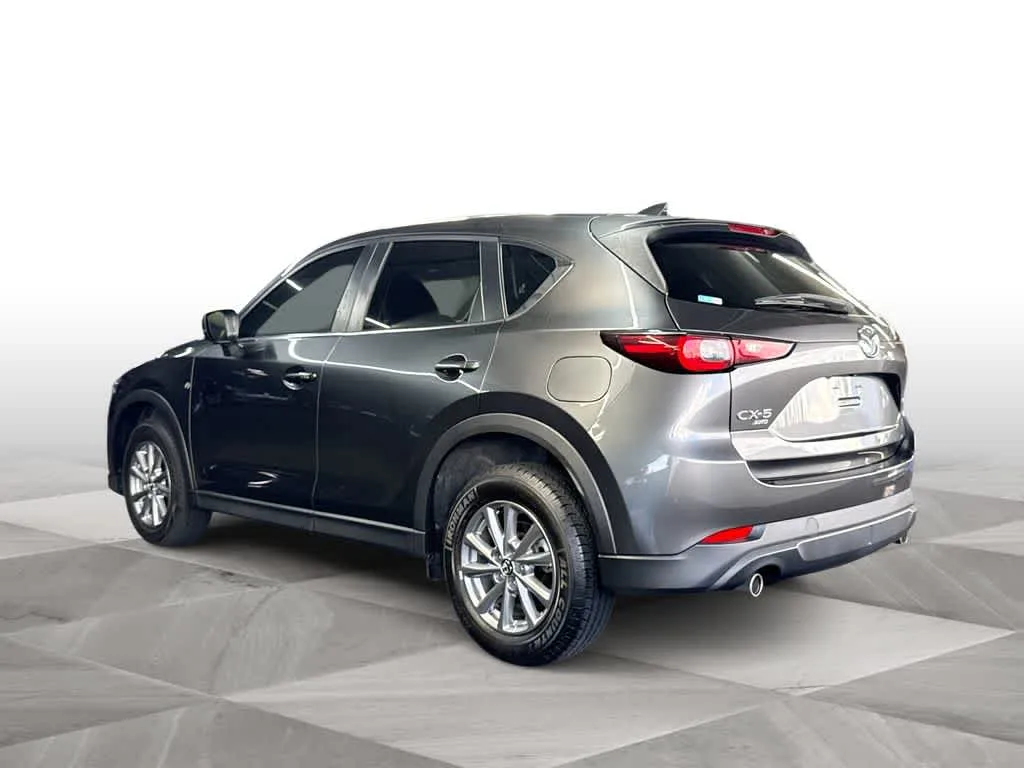 2023 Mazda CX-5 2.5 S Preferred Package photo 6