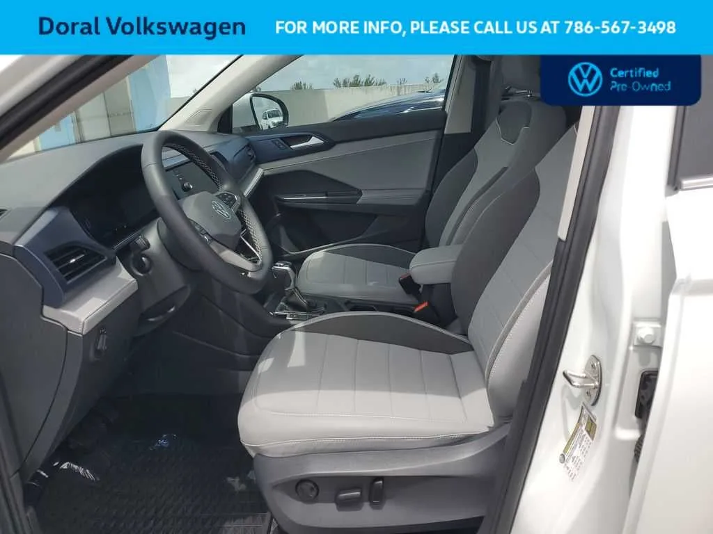 2024 Volkswagen Taos SE photo 19