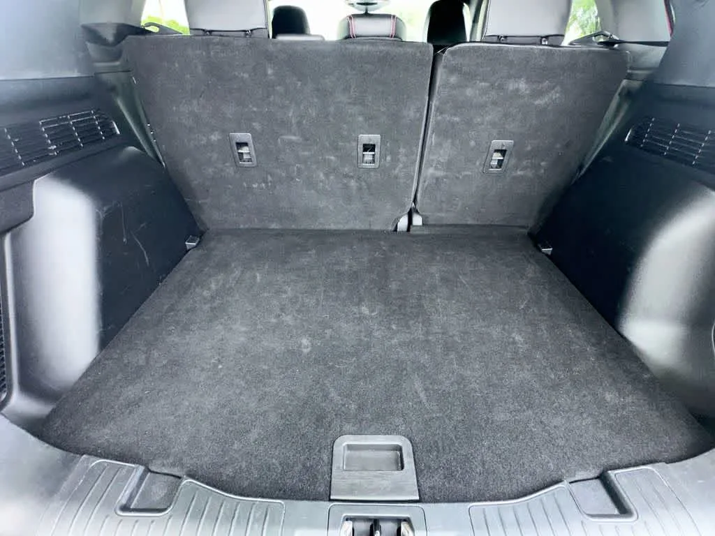 2025 Ford Escape ST-Line photo 25