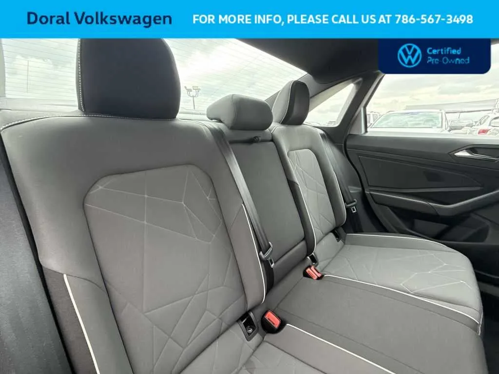 2025 Volkswagen Jetta Sport photo 26