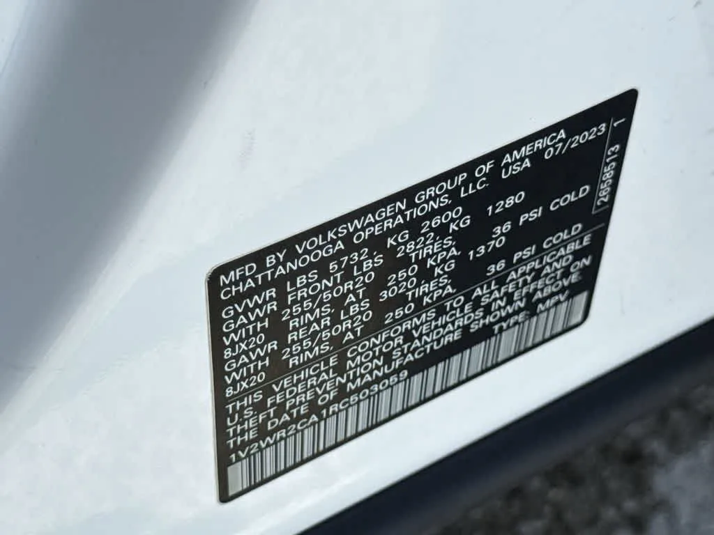 2024 Volkswagen Atlas 2.0T SE w/Technology photo 29