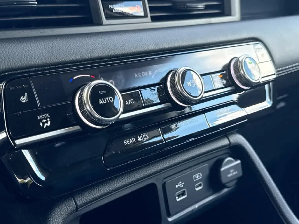 2025 Honda Pilot EX-L photo 19