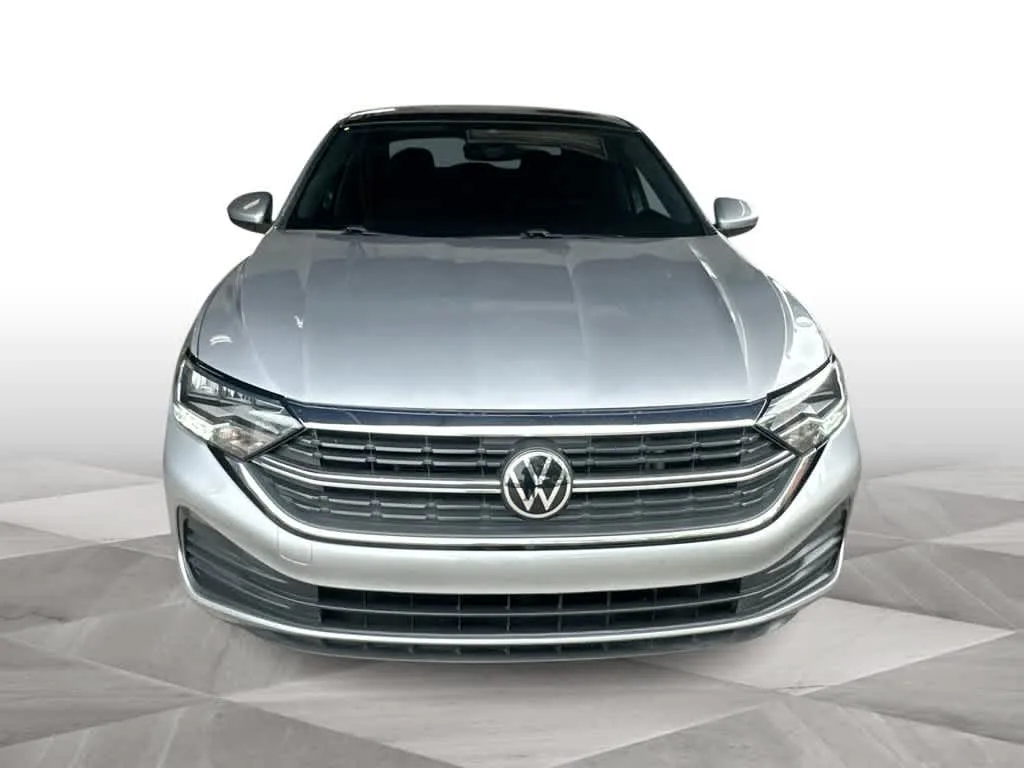 2022 Volkswagen Jetta SE photo 3