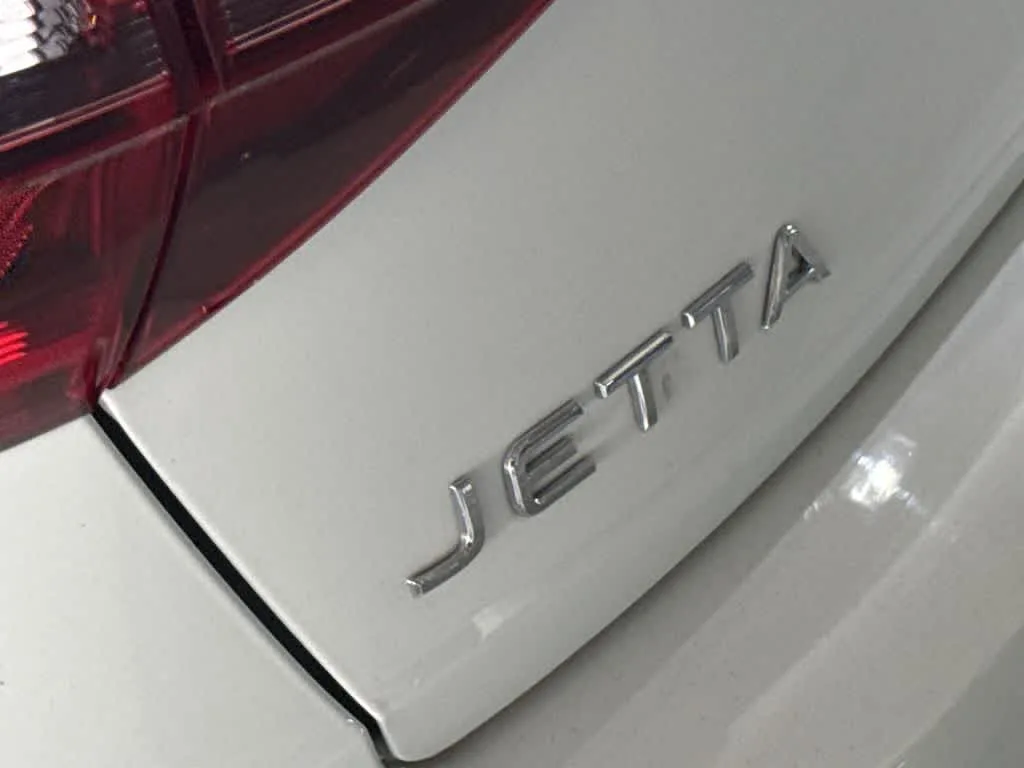 2023 Volkswagen Jetta Sport photo 10