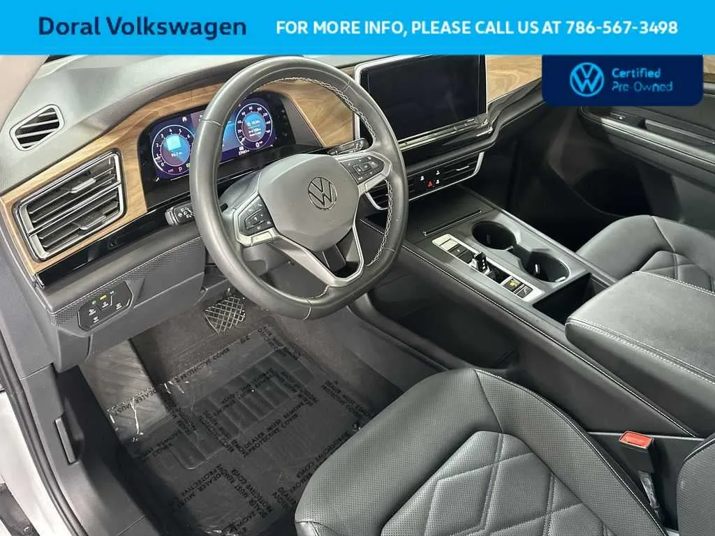 2024 Volkswagen Atlas 2.0T SE photo 13