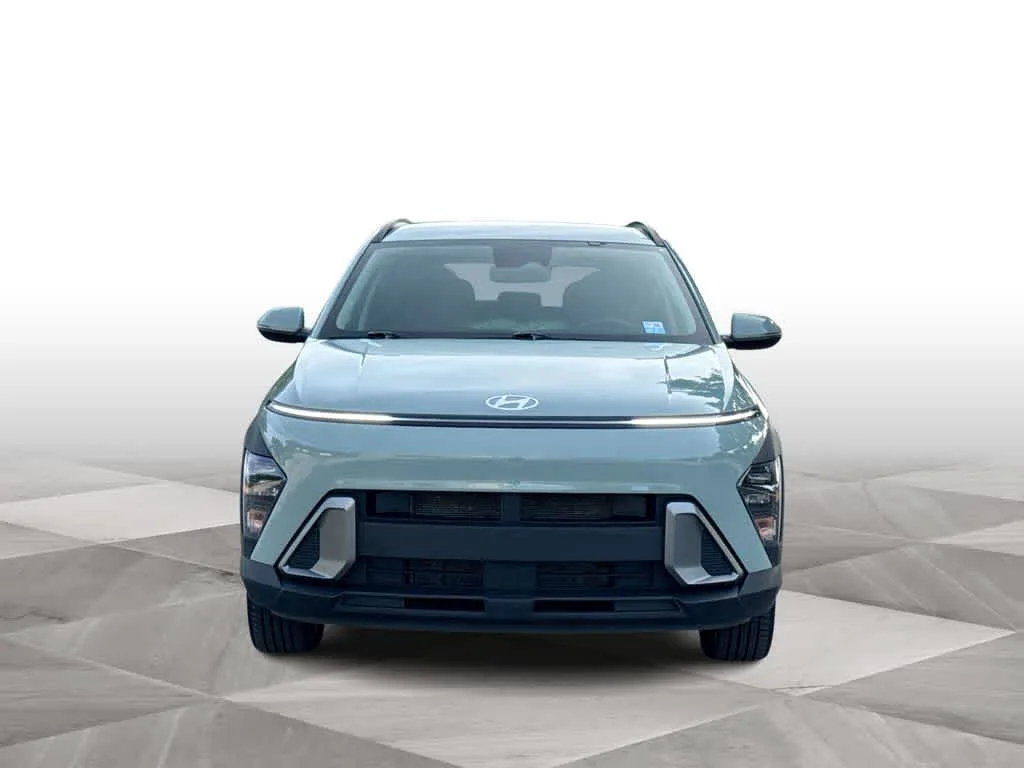 2024 Hyundai Kona SEL photo 2