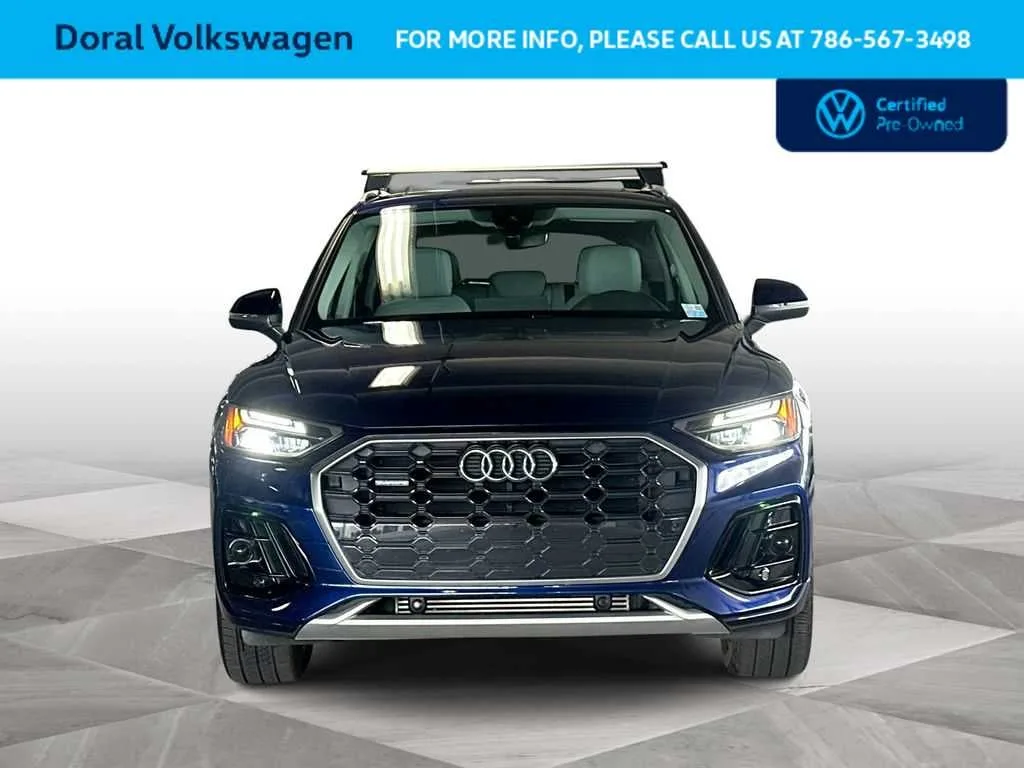 2022 Audi Q5 S line Premium photo 3