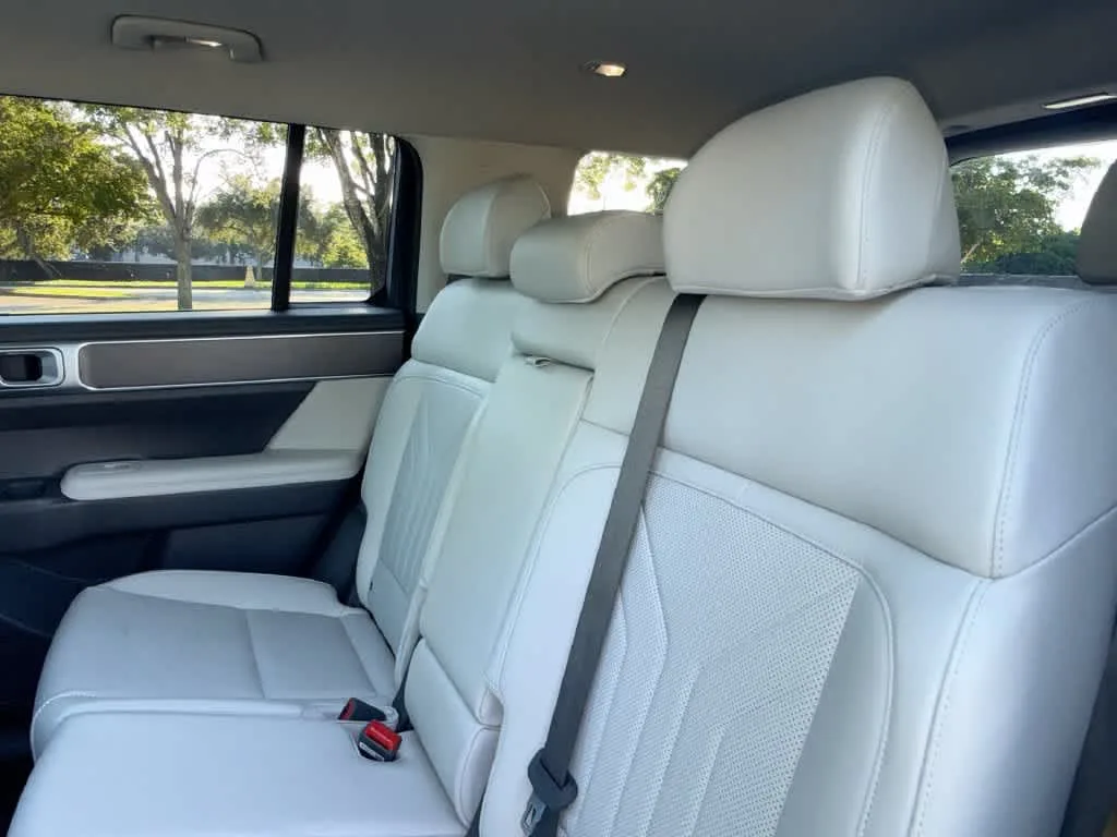 2026 Hyundai Santa Fe SEL photo 22