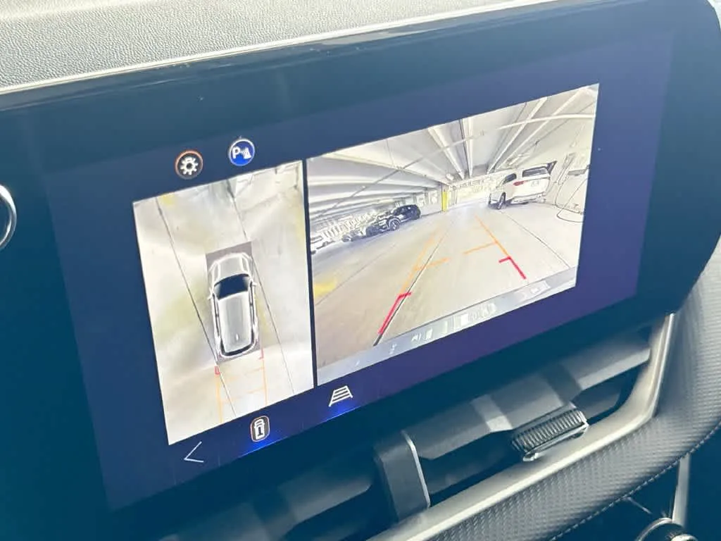 2025 Chevrolet Equinox FWD LT photo 18