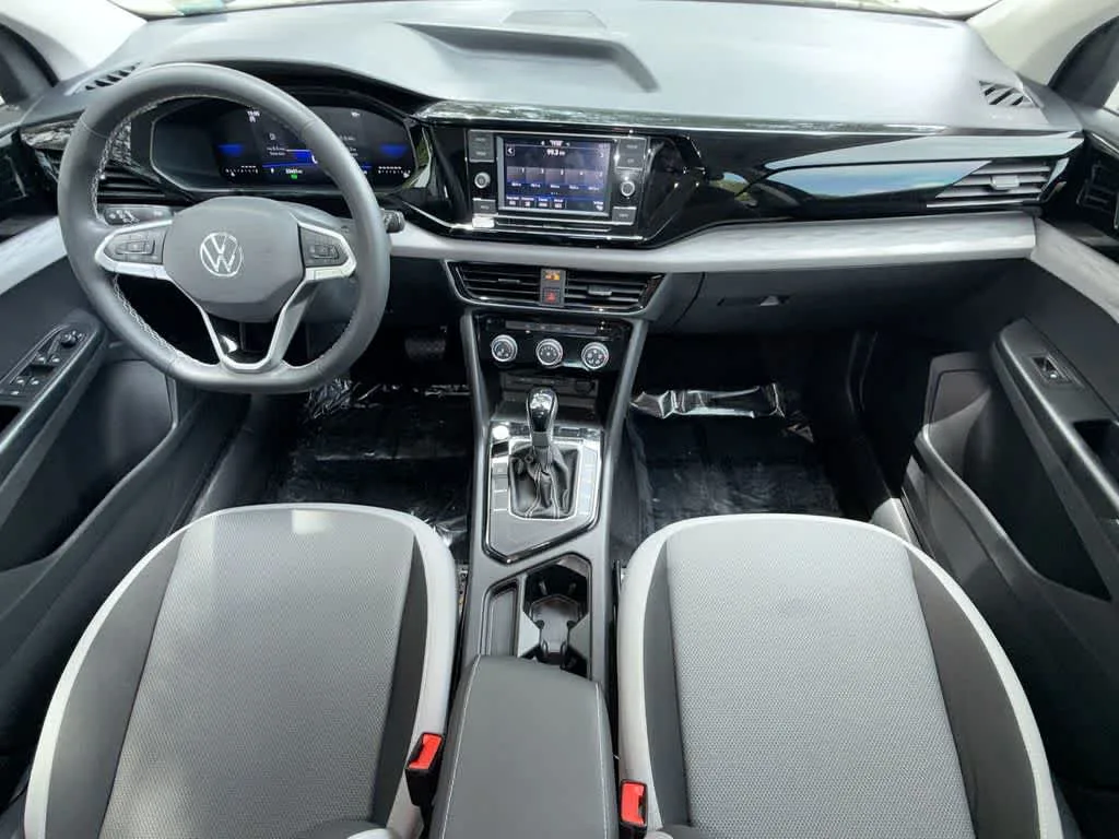 2024 Volkswagen Taos S photo 24