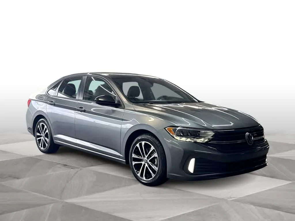 2022 Volkswagen Jetta Sport photo 2