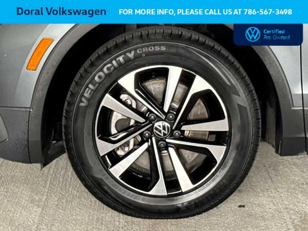 2024 Volkswagen Tiguan S photo 11
