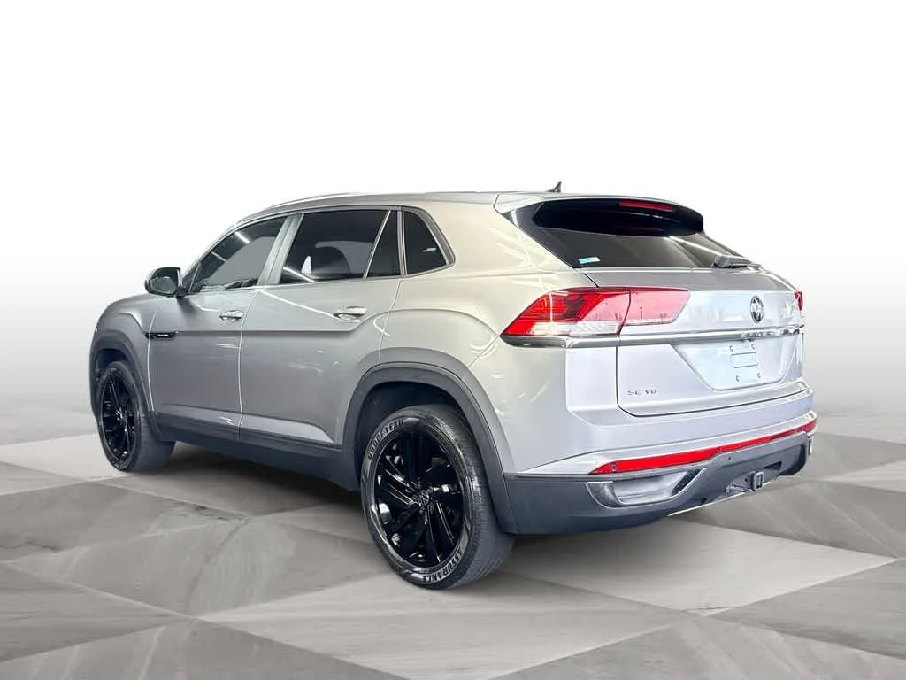 2023 Volkswagen Atlas Cross Sport 3.6L V6 SE w/Technology photo 6