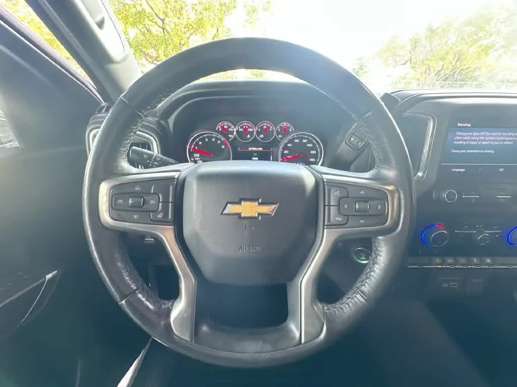 2021 Chevrolet Silverado 1500 LT photo 15
