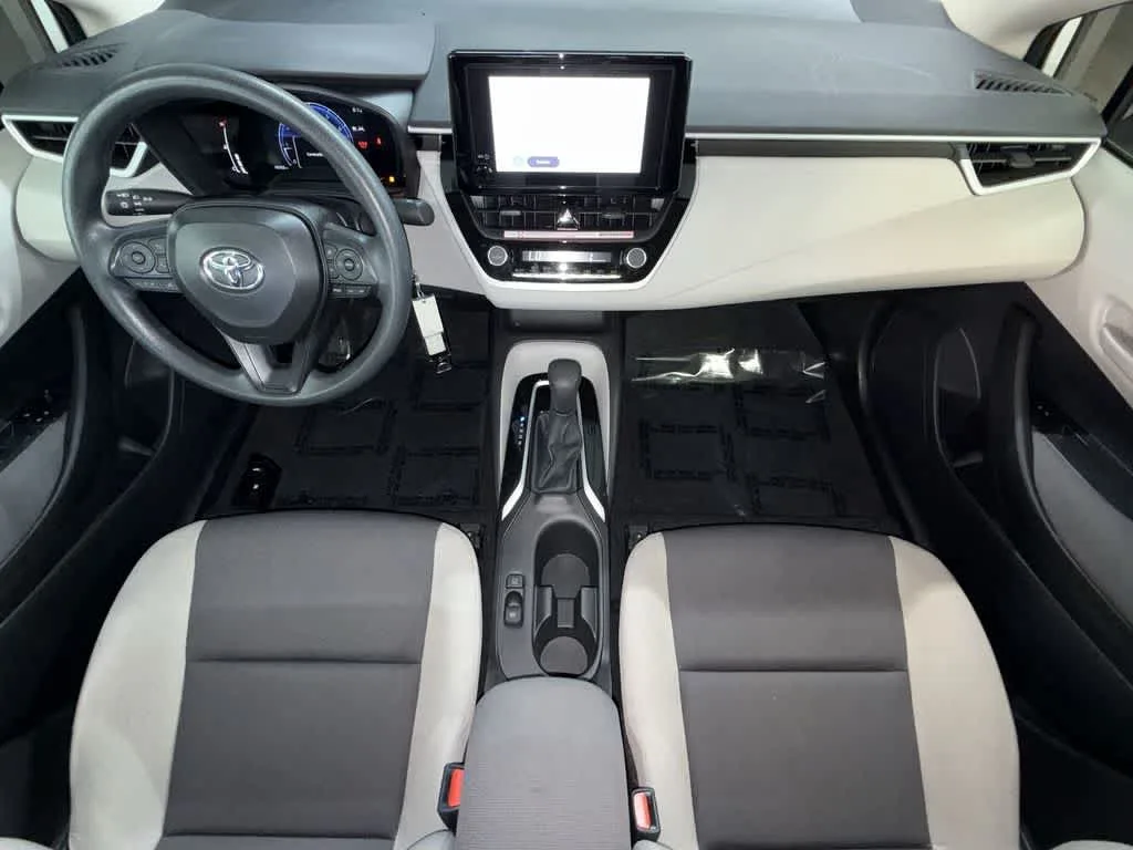2026 Toyota Corolla LE photo 24