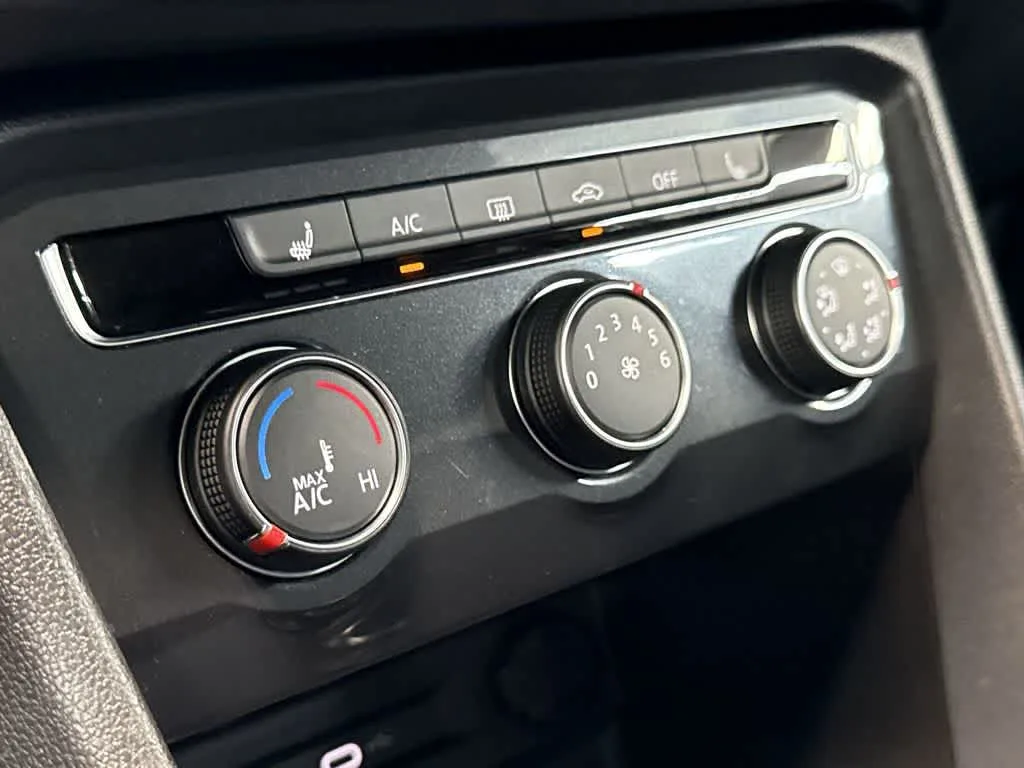 2024 Volkswagen Tiguan Wolfsburg Edition photo 19