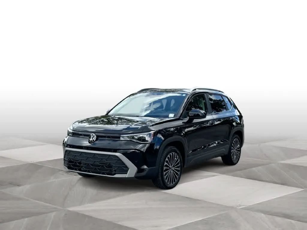 2026 Volkswagen Taos SE photo 4
